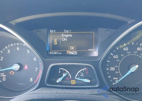 2015 Ford Focus Titanium z USA, uszkodzony, nr VIN 1FADP3N21FL228479